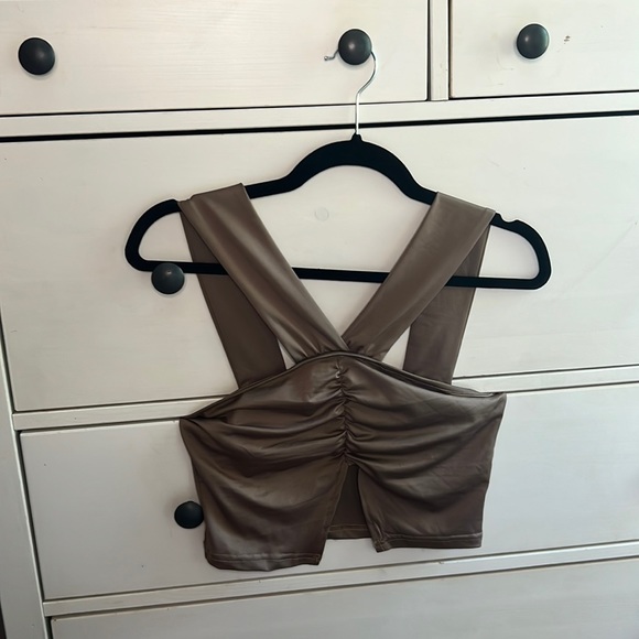 Halter Ruched Front Split Top - Picture 3 of 5